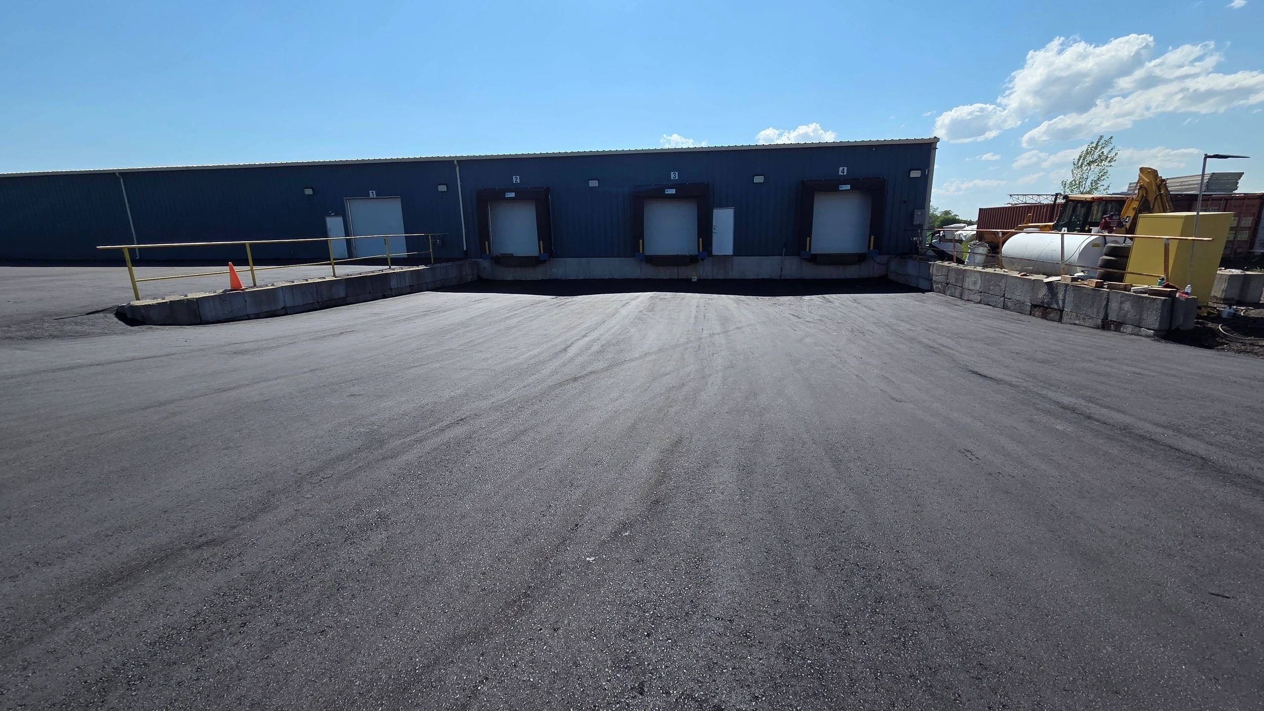 residential asphalt paving