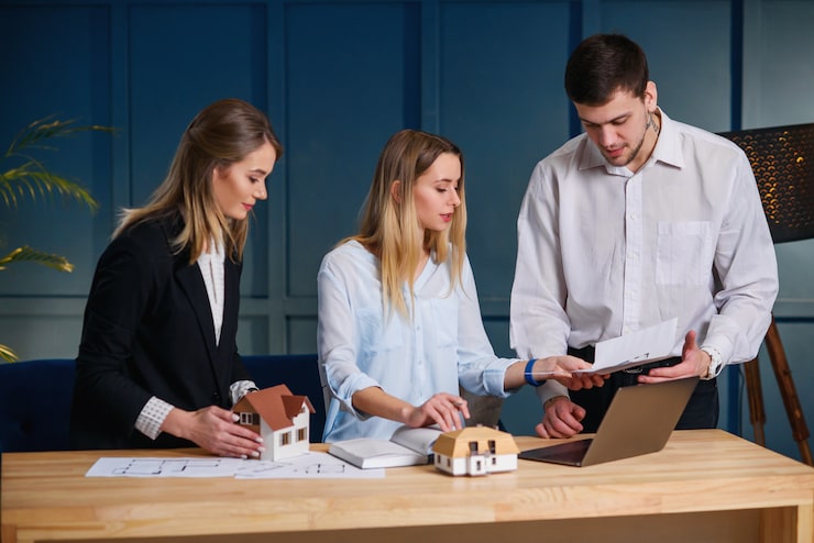 find an estate agent online
